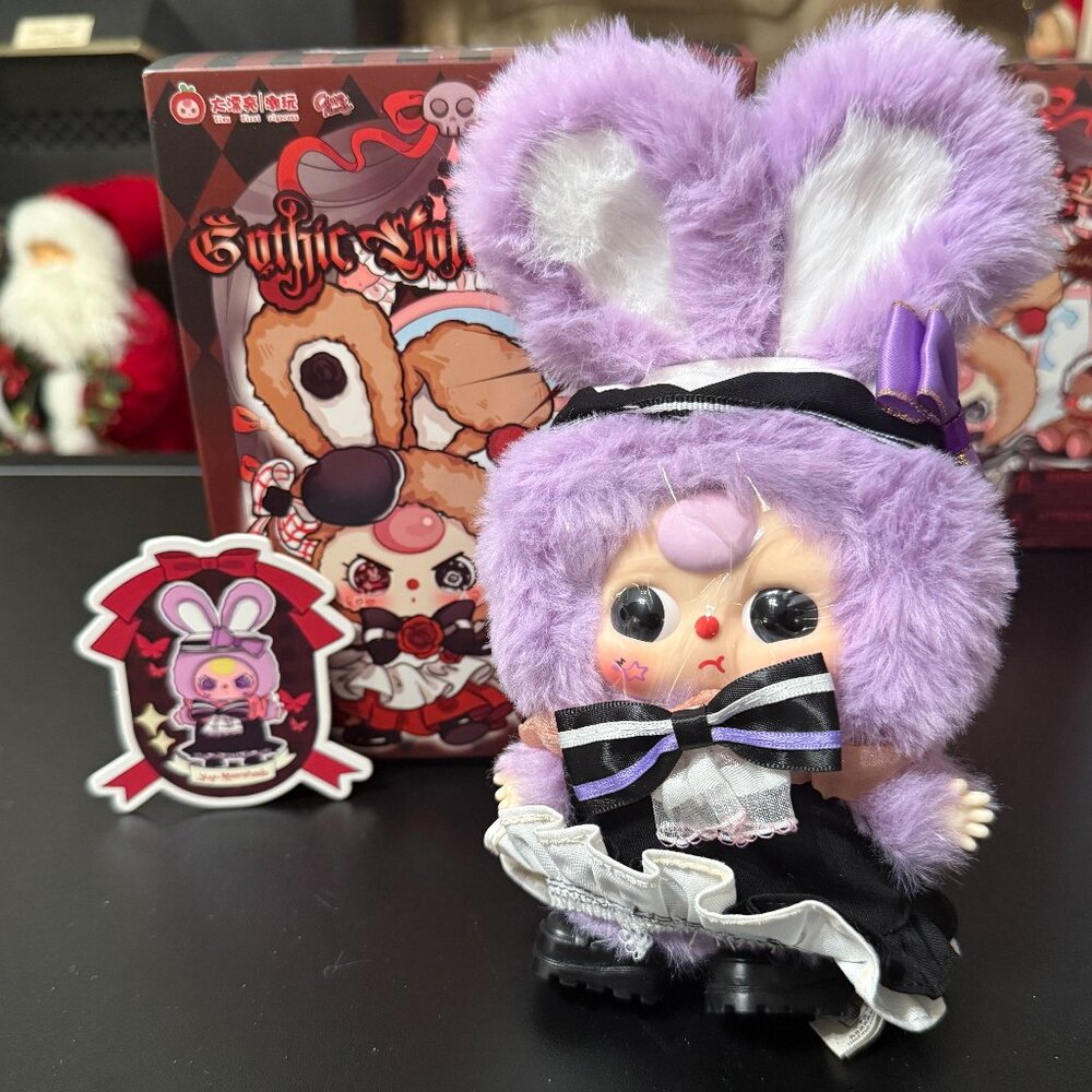 HOT TOPIC EXCLUSIVE BABY THREE GOTHIC LOLITA NEW